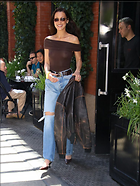 Celebrity Photo: Bella Hadid
753x1000 124 kb
Viewed 8 times
@BestEyeCandy.com