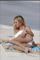 Celebrity Photo: Candice Swanepoel
2032x3048 1,009 kb
Viewed 8 times
@BestEyeCandy.com