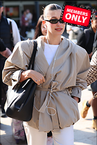 Celebrity Photo: Hailey Baldwin
2333x3500 2.2 mb
Viewed 0 times
@BestEyeCandy.com