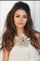 Celebrity Photo: Victoria Justice
733x1100 572 kb
Viewed 5 times
@BestEyeCandy.com