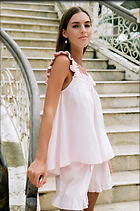 Celebrity Photo: Emily Feld
1200x1810 244 kb
Viewed 14 times
@BestEyeCandy.com