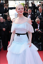 Celebrity Photo: Elle Fanning
1365x2048 668 kb
Viewed 6 times
@BestEyeCandy.com