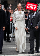 Celebrity Photo: Uma Thurman
4295x6000 3.1 mb
Viewed 0 times
@BestEyeCandy.com