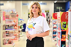 Celebrity Photo: Ashley James
1200x800 97 kb
Viewed 4 times
@BestEyeCandy.com