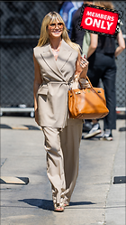 Celebrity Photo: Heidi Klum
1900x3378 2.2 mb
Viewed 1 time
@BestEyeCandy.com