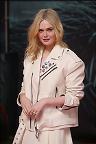 Celebrity Photo: Elle Fanning
1365x2048 941 kb
Viewed 4 times
@BestEyeCandy.com