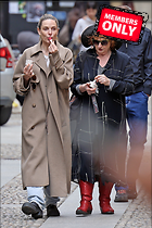 Celebrity Photo: Rebecca Ferguson
2333x3500 3.2 mb
Viewed 0 times
@BestEyeCandy.com