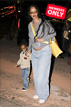 Celebrity Photo: Rihanna
2200x3300 2.7 mb
Viewed 3 times
@BestEyeCandy.com