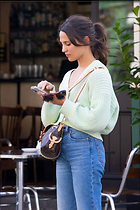 Celebrity Photo: Alicia Vikander
1200x1800 286 kb
Viewed 17 times
@BestEyeCandy.com