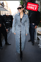 Celebrity Photo: Miley Cyrus
2333x3500 3.8 mb
Viewed 1 time
@BestEyeCandy.com