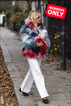 Celebrity Photo: Sienna Miller
2465x3697 2.2 mb
Viewed 0 times
@BestEyeCandy.com