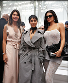 Celebrity Photo: Kimberly Kardashian
1200x1456 262 kb
Viewed 4 times
@BestEyeCandy.com