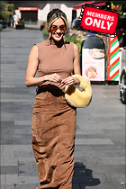 Celebrity Photo: Ashley Roberts
2333x3500   2.5 mb
Viewed 1 time
@BestEyeCandy.com
