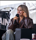 Celebrity Photo: Joanna Levesque
1844x2048 1.2 mb
Viewed 12 times
@BestEyeCandy.com