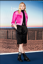 Celebrity Photo: Sophie Turner
1366x2048 508 kb
Viewed 5 times
@BestEyeCandy.com