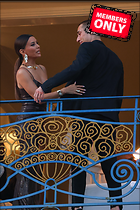 Celebrity Photo: Eva Longoria
2639x3959 2.4 mb
Viewed 1 time
@BestEyeCandy.com
