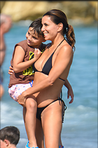 Celebrity Photo: Eva Longoria
1576x2362   1.3 mb
Viewed 13 times
@BestEyeCandy.com