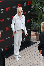 Celebrity Photo: Kristen Stewart
1359x2037 995 kb
Viewed 5 times
@BestEyeCandy.com