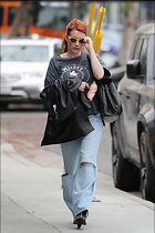 Celebrity Photo: Emma Roberts
2200x3300 1.4 mb
Viewed 7 times
@BestEyeCandy.com