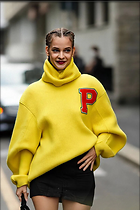 Barbara Palvin at Philosophy Di Lorenzo Serafini Fashion Show in Milan 09-25-2021
816x1224 537 kb
Viewed 8 times
@BestEyeCandy.com