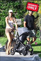 Celebrity Photo: Gisele Bundchen
2048x3000 2.5 mb
Viewed 1 time
@BestEyeCandy.com