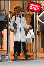 Celebrity Photo: Lori Loughlin
1896x2844 2.3 mb
Viewed 0 times
@BestEyeCandy.com