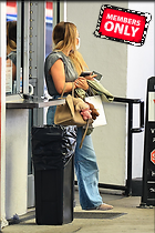 Celebrity Photo: Hilary Duff
2200x3300 2.6 mb
Viewed 0 times
@BestEyeCandy.com
