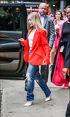 Celebrity Photo: Sabrina Carpenter
2095x3510   1,035 kb
Viewed 9 times
@BestEyeCandy.com