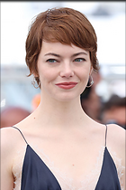Celebrity Photo: Emma Stone
1200x1800 189 kb
Viewed 10 times
@BestEyeCandy.com