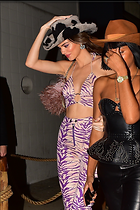 Celebrity Photo: Kendall Jenner
1252x1880 1.3 mb
Viewed 8 times
@BestEyeCandy.com