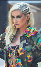 Celebrity Photo: Kesha Sebert
1857x3000 623 kb
Viewed 4 times
@BestEyeCandy.com