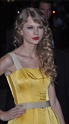 Celebrity Photo: Taylor Swift
1688x3000 1,081 kb
Viewed 4 times
@BestEyeCandy.com