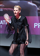 Celebrity Photo: Kristen Stewart
40 Photos
Photoset #724435
@BestEyeCandy.com