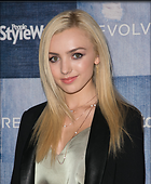 Celebrity Photo: Peyton Roi List
2472x3000 817 kb
Viewed 6 times
@BestEyeCandy.com