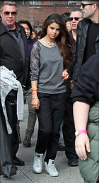 Celebrity Photo: Selena Gomez
1943x3600 1,056 kb
Viewed 5 times
@BestEyeCandy.com