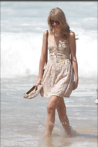 Celebrity Photo: Taylor Swift
2400x3600 707 kb
Viewed 5 times
@BestEyeCandy.com