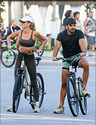 Celebrity Photo: Gisele Bundchen
1000x1300 176 kb
Viewed 9 times
@BestEyeCandy.com
