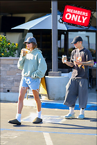 Celebrity Photo: Hailey Baldwin
2333x3500 2.5 mb
Viewed 1 time
@BestEyeCandy.com