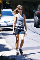 Celebrity Photo: Alison Brie
1200x1799 234 kb
Viewed 10 times
@BestEyeCandy.com