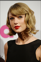 Celebrity Photo: Taylor Swift
2400x3600 773 kb
Viewed 4 times
@BestEyeCandy.com