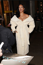 Celebrity Photo: Rihanna
1366x2048 821 kb
Viewed 4 times
@BestEyeCandy.com
