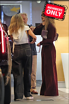 Celebrity Photo: Jennifer Lopez
1806x2709 1.9 mb
Viewed 0 times
@BestEyeCandy.com