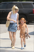 Celebrity Photo: Kate Mara
1496x2244 1.3 mb
Viewed 7 times
@BestEyeCandy.com