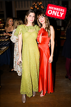 Celebrity Photo: Alison Brie
2400x3600 6.4 mb
Viewed 0 times
@BestEyeCandy.com