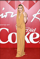 Celebrity Photo: Sabrina Carpenter
1393x2048 886 kb
Viewed 9 times
@BestEyeCandy.com