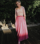 Celebrity Photo: Kirsten Dunst
4 Photos
Photoset #744651
@BestEyeCandy.com
