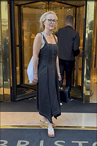 Celebrity Photo: Gillian Anderson
1448x2172 1.1 mb
Viewed 9 times
@BestEyeCandy.com