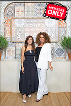 Celebrity Photo: Eva Longoria
1366x2048 1.6 mb
Viewed 0 times
@BestEyeCandy.com