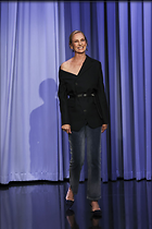 Celebrity Photo: Uma Thurman
1280x1920 162 kb
Viewed 8 times
@BestEyeCandy.com
