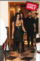 Celebrity Photo: Kimberly Kardashian
2200x3360 1.9 mb
Viewed 0 times
@BestEyeCandy.com
